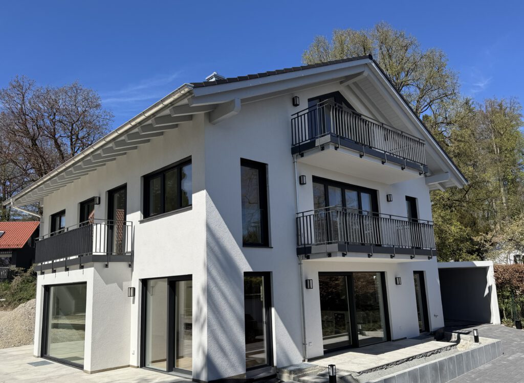 Neubau Wohnhaus mit Garage